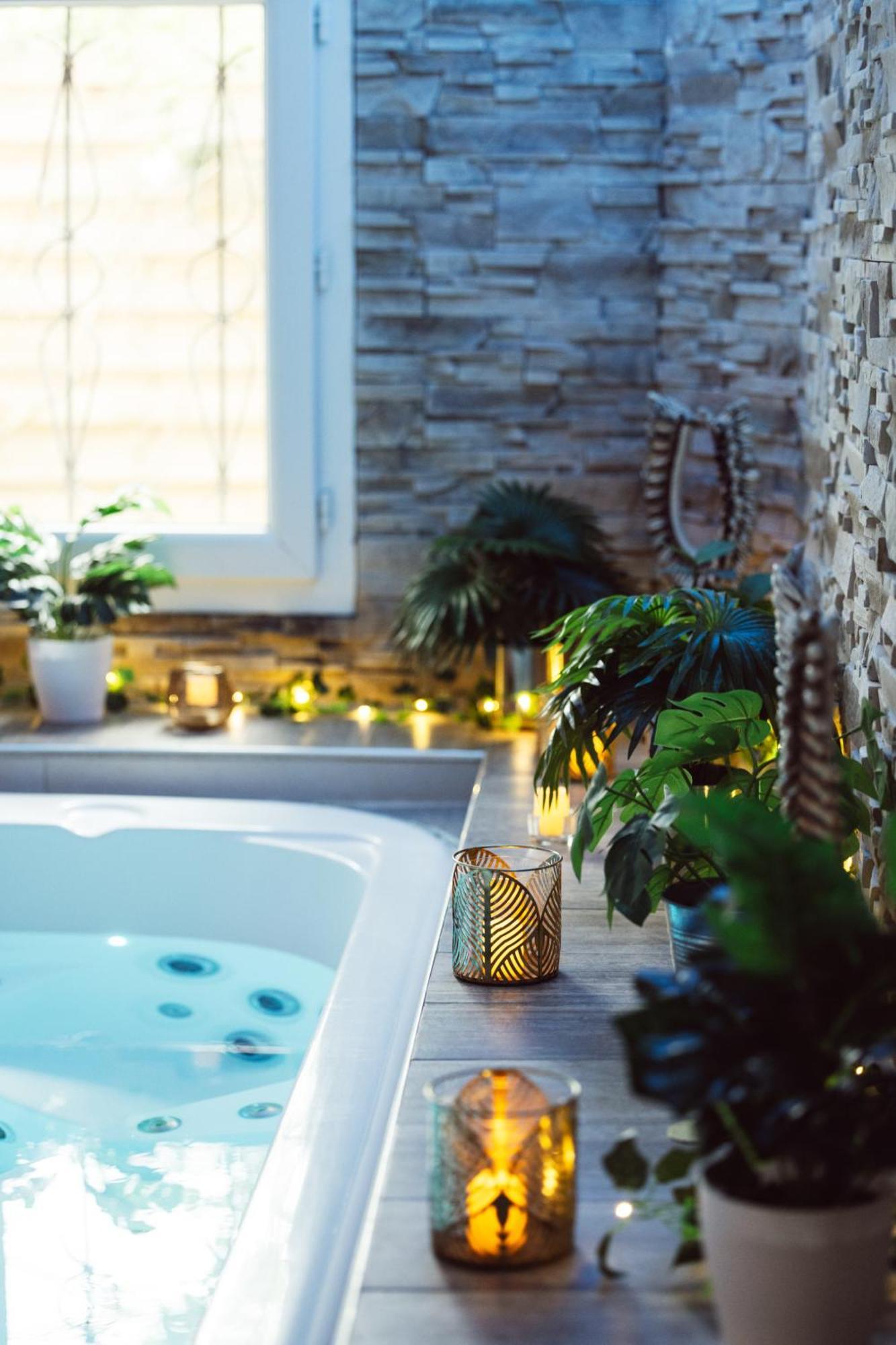 Suite And Spa La Perla Bianca Grabels Eksteriør bilde